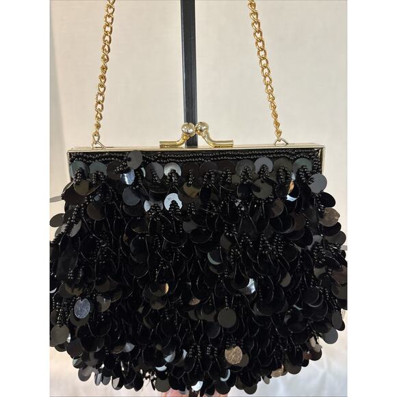 Black Sequin Evening Purse With Gold Chain Strap 7 X 6 Inches - Picture 11 of 15